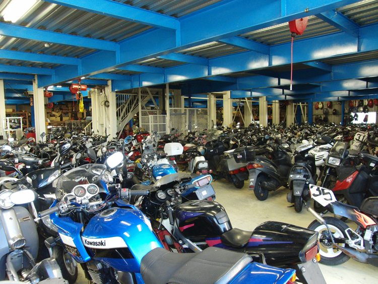 200�ؑq�� ���ʃV���b�^�[�����